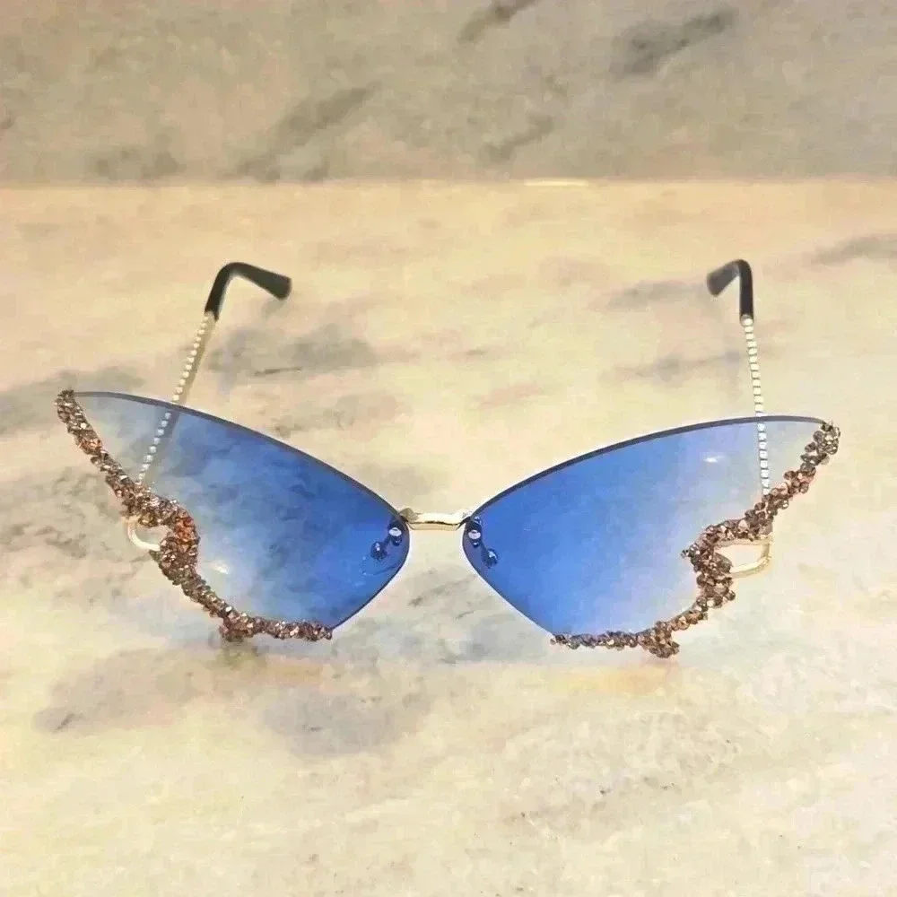 Blue Ombre Luxury Fashion Sunglasses – Gold Detail